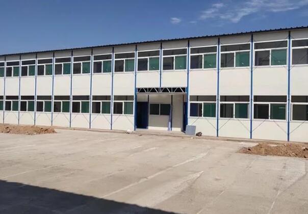 襄陽地區(qū)，工地住人鋼結(jié)構(gòu)活動板房的優(yōu)勢條件是什么？