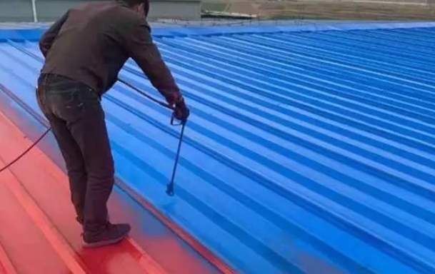 揭秘！為何隨處可見的彩鋼瓦突然遭拆？不拆后果嚴重！
